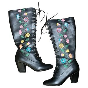 But Another Innocent Tale Boots  Lace up Zipper women 8.5 Embroidery‎ Flowers